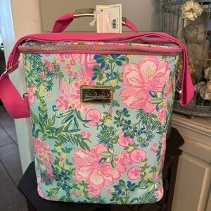 Wine bag/Lilly Pulitzer Vibrant Floral Design
